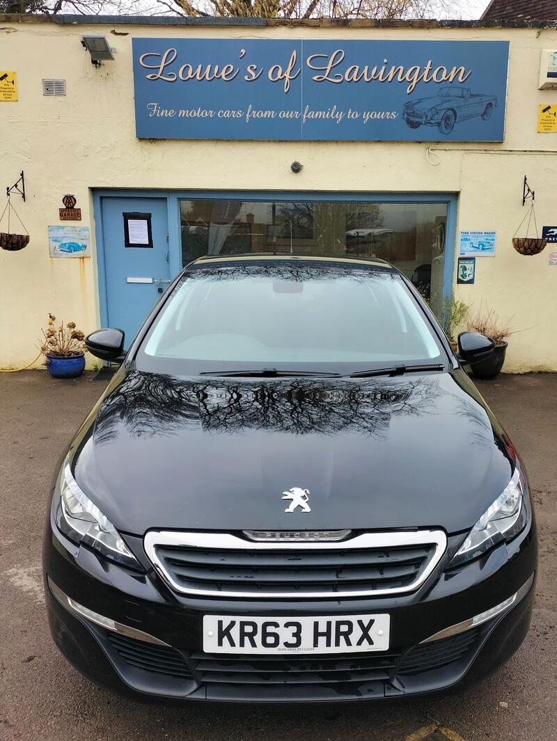 View PEUGEOT 308 1.6 HDi Active 